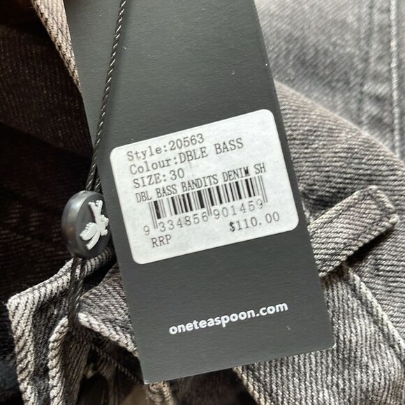 One Teaspoon x Free People Bandits Double Black baggy Denim Shorts 30 NWT - Picture 9 of 11